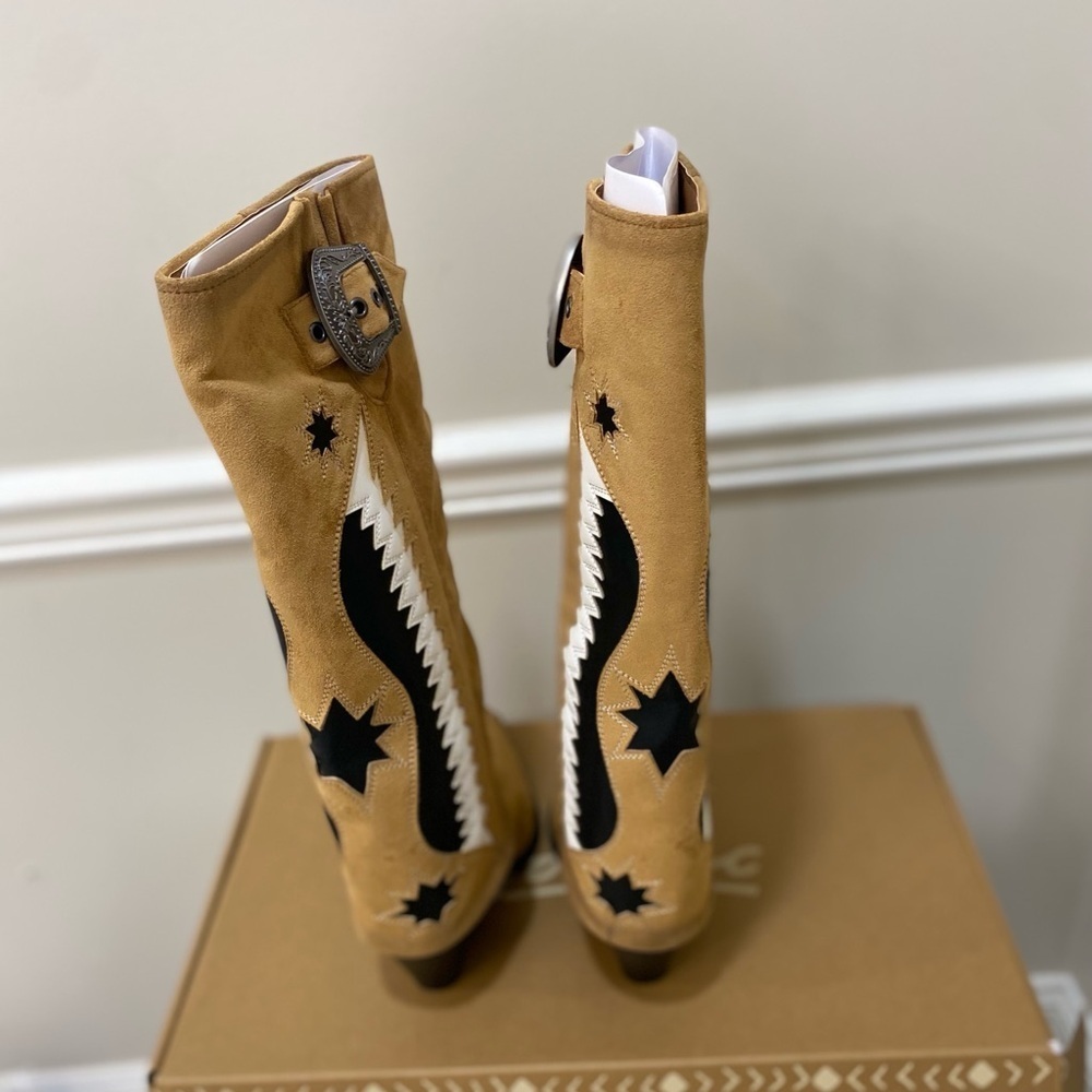 NWT Zodiac Western Boot Faux Suede Caramel size 7 - Picture 7 of 10